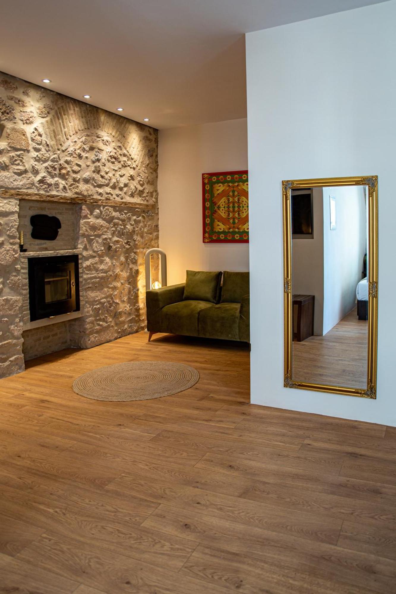 Epitome Suites Aten Exteriör bild