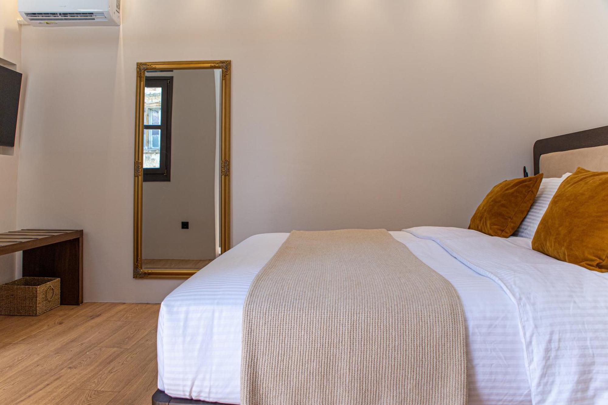 Epitome Suites Aten Exteriör bild